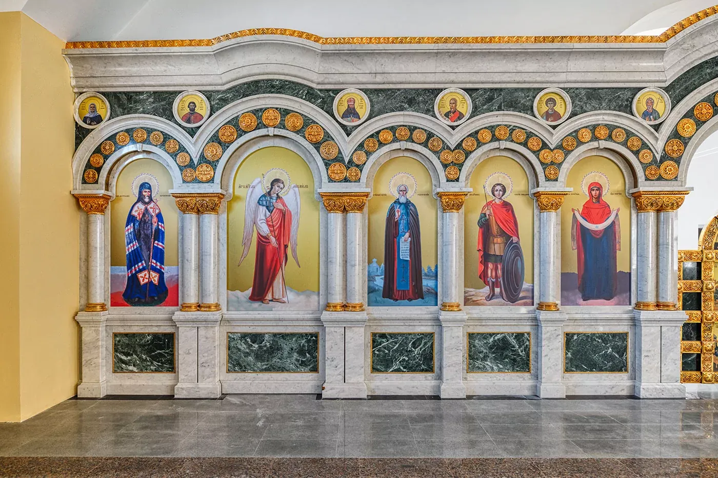 Иконостас из камня и бронзы, фото 5