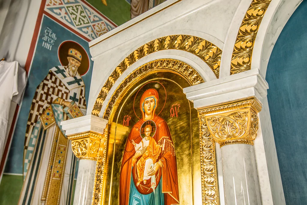 Иконостас из белого мрамора и бронзы (арт. 119) — мрамор, коелга, бронза