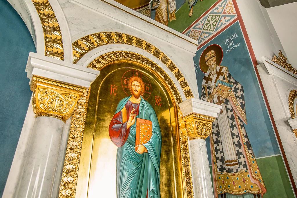 Иконостас из белого мрамора и бронзы (арт. 119) — мрамор, коелга, бронза